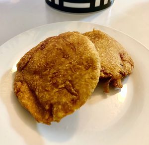 Onion bhajis at Mamis Illam in Dubai