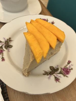 Mango cheesecakee  at Sweetbeat in San Cristobal De Las Casas