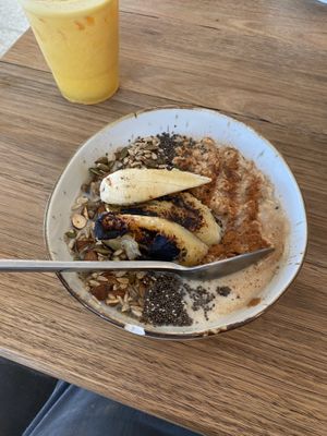 Porridge   at Grit Cafe in Goulburn
