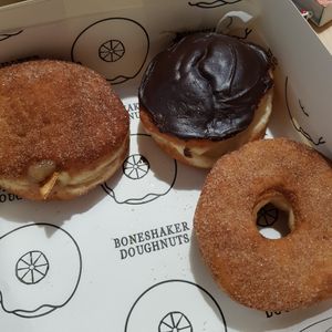 Apple pie, chocolate, cinnamon at Boneshaker Doughnuts in Paris