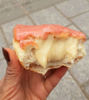 Cœur crémeux at Boneshaker Doughnuts in Paris