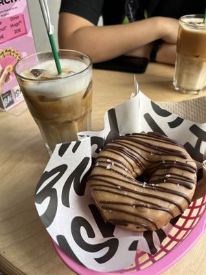   at Boneshaker Doughnuts in Paris