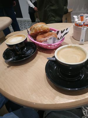  at Boneshaker Doughnuts in Paris