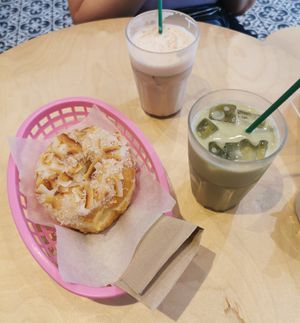  at Boneshaker Doughnuts in Paris