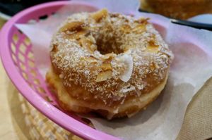 No Sleep 'Til Brooklyn at Boneshaker Doughnuts in Paris