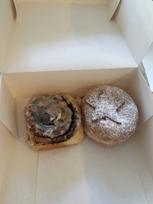   at Boneshaker Doughnuts in Paris