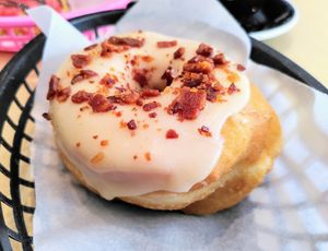 Maple/Bacon donut at Boneshaker Doughnuts in Paris
