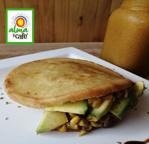 Arepas Rellenas con Aguacate,champiñones,maíz,maduro,berenjena,calabacin at Alma y Café in Cali