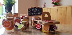 Mermeladas Naturales sin Conservantes,ni Colorantes at Alma y Café in Cali