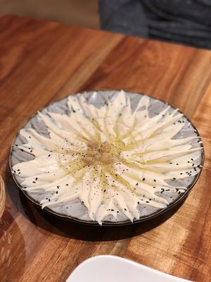 Hummus at Middl.eat  in Amsterdam