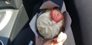 Strawberry cupcake at Nola Vegan in New Orleans