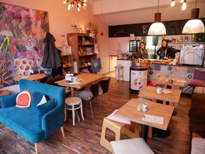 zoodle.bar is a pop-up, hosted by Wanderlust Cafe at zoodle.bar in Munich