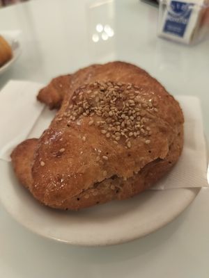 Cornetto vegano (with orange jam) at Meucci Pasticceria in Lucca