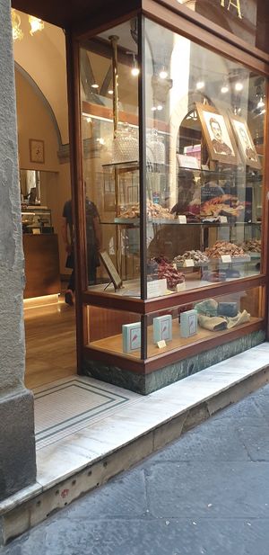 Store front at Meucci Pasticceria in Lucca