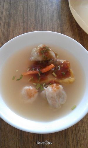 Soup with veg yummy ingredients at Huai De Vegetarian Snack in Port Louis