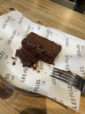 chocolate & nuts brownie   at Les Filles in London