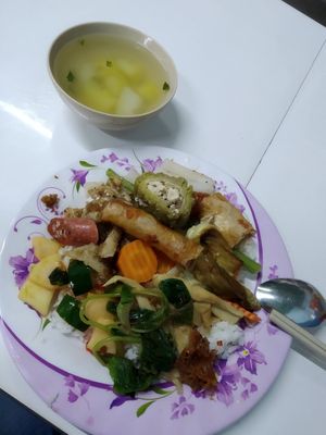 Buffet at Com Chay 33 in Kon Tum