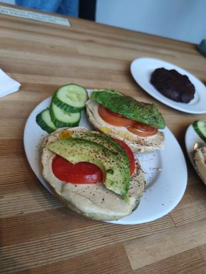  at Fine Bagels @ Shakespeare and Sons in Berlin