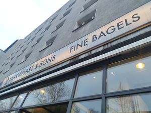  at Fine Bagels @ Shakespeare and Sons in Berlin