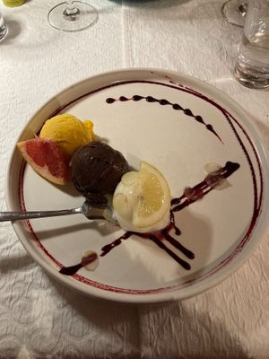 Sorbet variation at Mauganeschtle in Tubingen