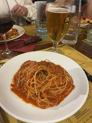 Spaghetti with Pomodoro & Peperoncino (+ Beer)  at La Grotta Di Leo in Florence