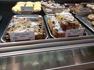 Two vegan cakes at PURE in Groningen