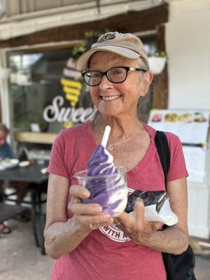 Mac Nut soft serve   at Journey Cafe in Kailua Kona