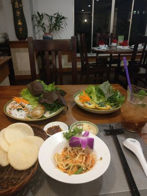 Starters of a 220k set at Co Noi - Bong Sen Hotel in Ho Chi Minh City