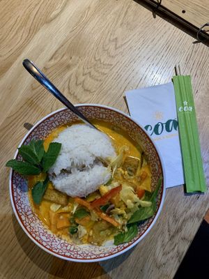 Vegan 🌱 curry at coa Wok & Bowls in Frankfurt