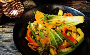 W1. Yellow coconut curry with tofu at Cho in Dusseldorf