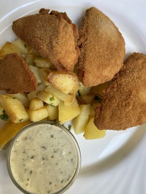 Sellerie Schnitzel   at Landia in Vienna