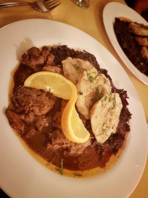 VeGansl (veganized goose) at Landia in Vienna