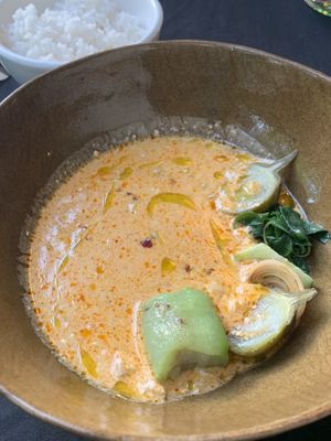 Forgot the name! Traditional khmer meal veganised  at JOMNO Modern Khmer Cuisine  in Siem Reap