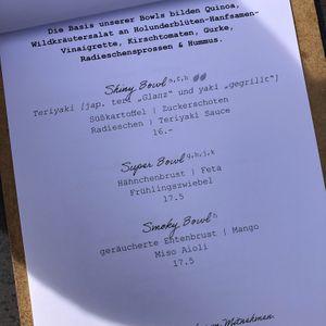 Menu (two leaves symbol = vegan)  at Cocktailcafé Regie in Heidelberg