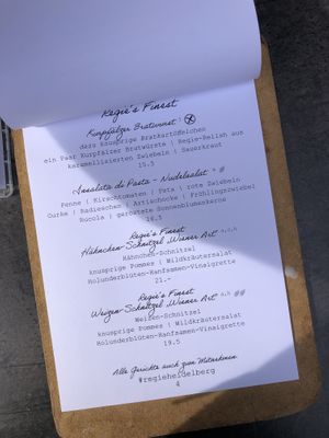 Menu (two leaves symbol = vegan)  at Cocktailcafé Regie in Heidelberg