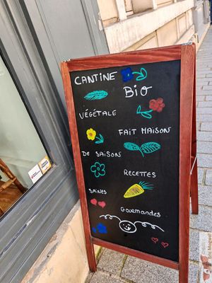 Organic, vegan, local, home made and seasonal at La Cuisine de Phanie in Versailles