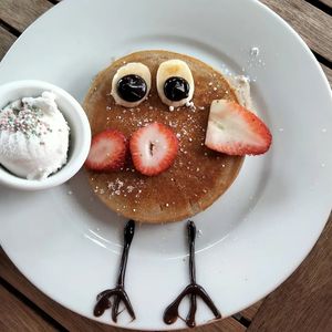 Kids veganised hooty owl pancake at Helgas Pancake House in Cairns