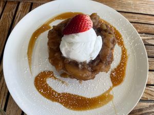 Vegan Apple pie pancakes   at Helgas Pancake House in Cairns