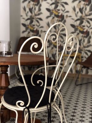 NICE DECORATION at Little Green Cafe in Valbonne