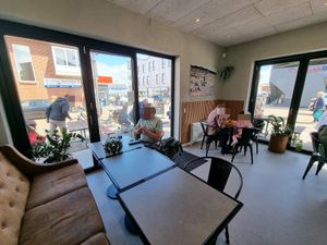 Inside at Iscafeen in Hvide Sande