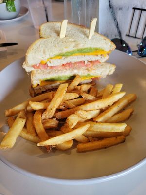 Vegan chick'n avo sandwich at Bobcat Bonnie's in Detroit