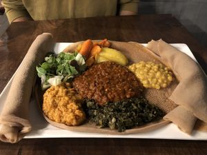 vegan set “Tena” number 3 at Lalibela in Berlin