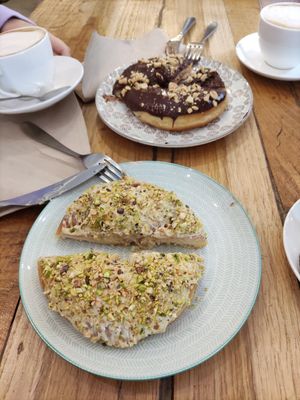  at VegAmazing Doughnuts in Madrid