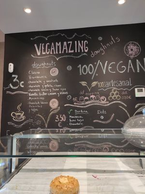 A lot of flavours! at VegAmazing Doughnuts in Madrid