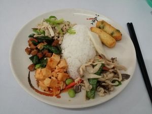 All this for NT$80 at Yǒng Yuán Sùshí 永緣素食 in Taipei