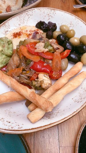 Hummus, Guacamole, crackers, sautéd veggies, olives and home made bread (not in picture) at Ciri Biri Bela in Split