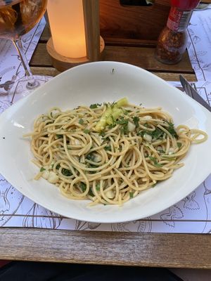 Spaghetti Aglio Olio   at La Catedral in Kotor