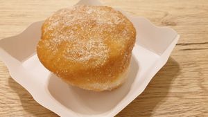 Vanilla custard at The Donut Cafe in Chiang Mai