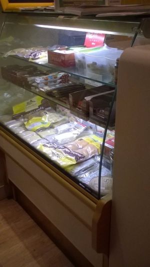 they sell vegan items at Loving Hut in Paris