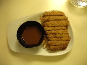 Vegan crumbled no chicken at Loving Hut in Paris